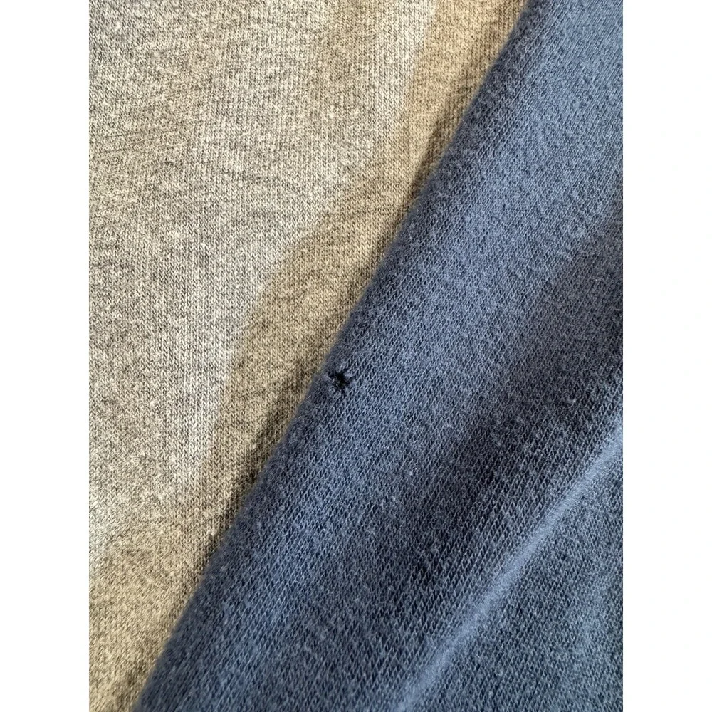Levi's Men's XL Blue Gray Graphic Relaxed Fit Pullover Hooded Sweatshirt